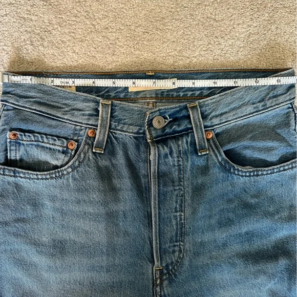 Levi’s Ribcage Straight Ankle - Picture 5 of 9